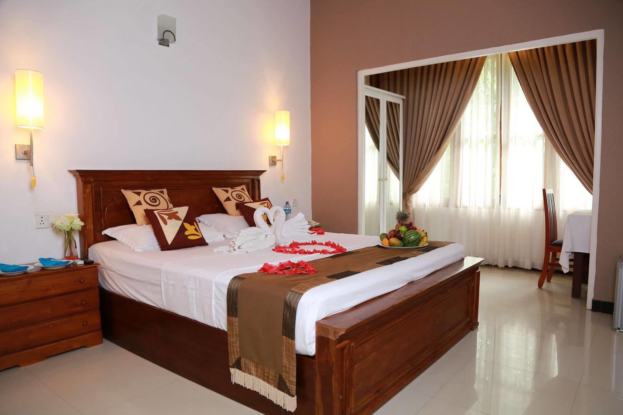 Grand Kalundawa - Dambulla'S Hidden Secret Hotel Exterior photo