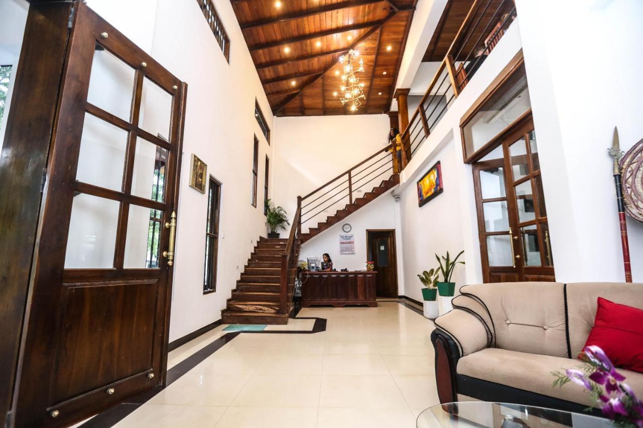 Grand Kalundawa - Dambulla'S Hidden Secret Hotel Exterior photo