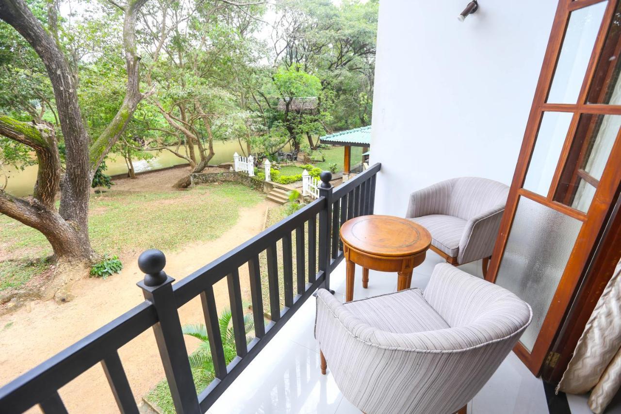 Grand Kalundawa - Dambulla'S Hidden Secret Hotel Exterior photo